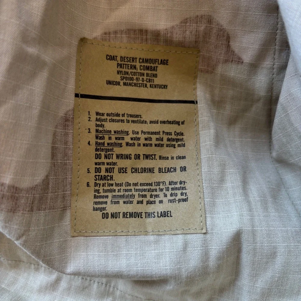 Vintage 90s Unicor US‎ Air Force Desert Camo Combat Jacket